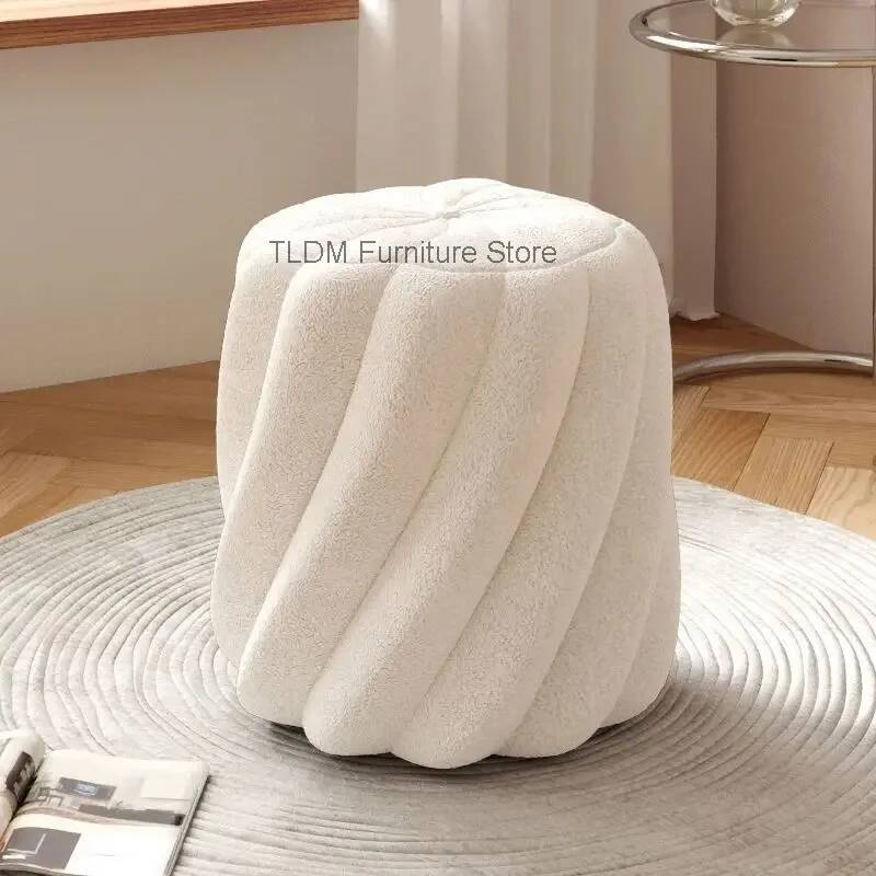 Lamb Wool Pleated Round Stool  - Home Barcelona recension och pris
